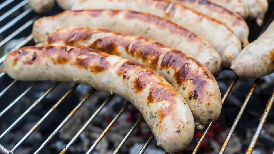 Grillen, Sommer, Wurst, Bratwurst, Grillgut, Zange, Zubehör, Buch