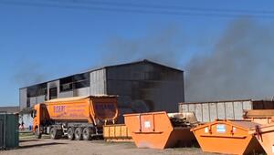 Feuer in Recyclingfirma in Grosskrotzenburg - starke Rauchentwicklung
