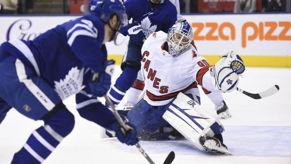 Toronto Maple Leafs - Carolina Hurricanes