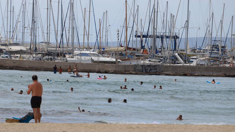 Mallorca: Obdachlose stehlen Jacht und geraten in Seenot