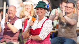 Andrea Kiewel verpasst ihr "ZDF-Fernsehgarten"-Jubiläum. Zwei Moderatoren springen am Sonntag ein.
