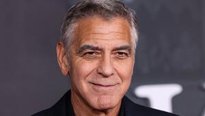 George Clooney bekam seinen ersten Kuss mit elf Jahren.