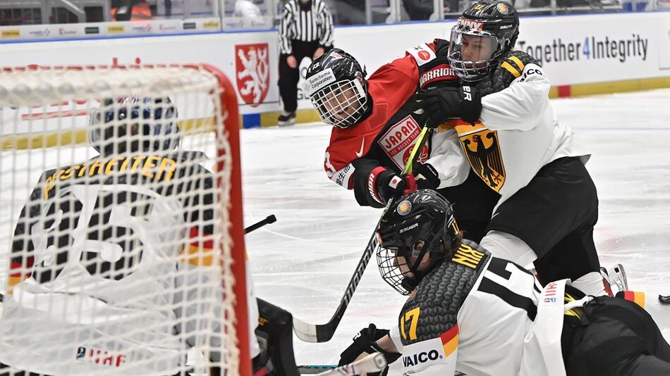 Eishockey-WM der Frauen: Deutschland - Japan