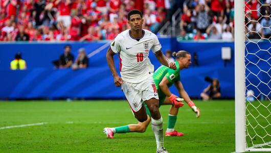 Jude Bellingham schiesst England ins WM-Halbfinale.