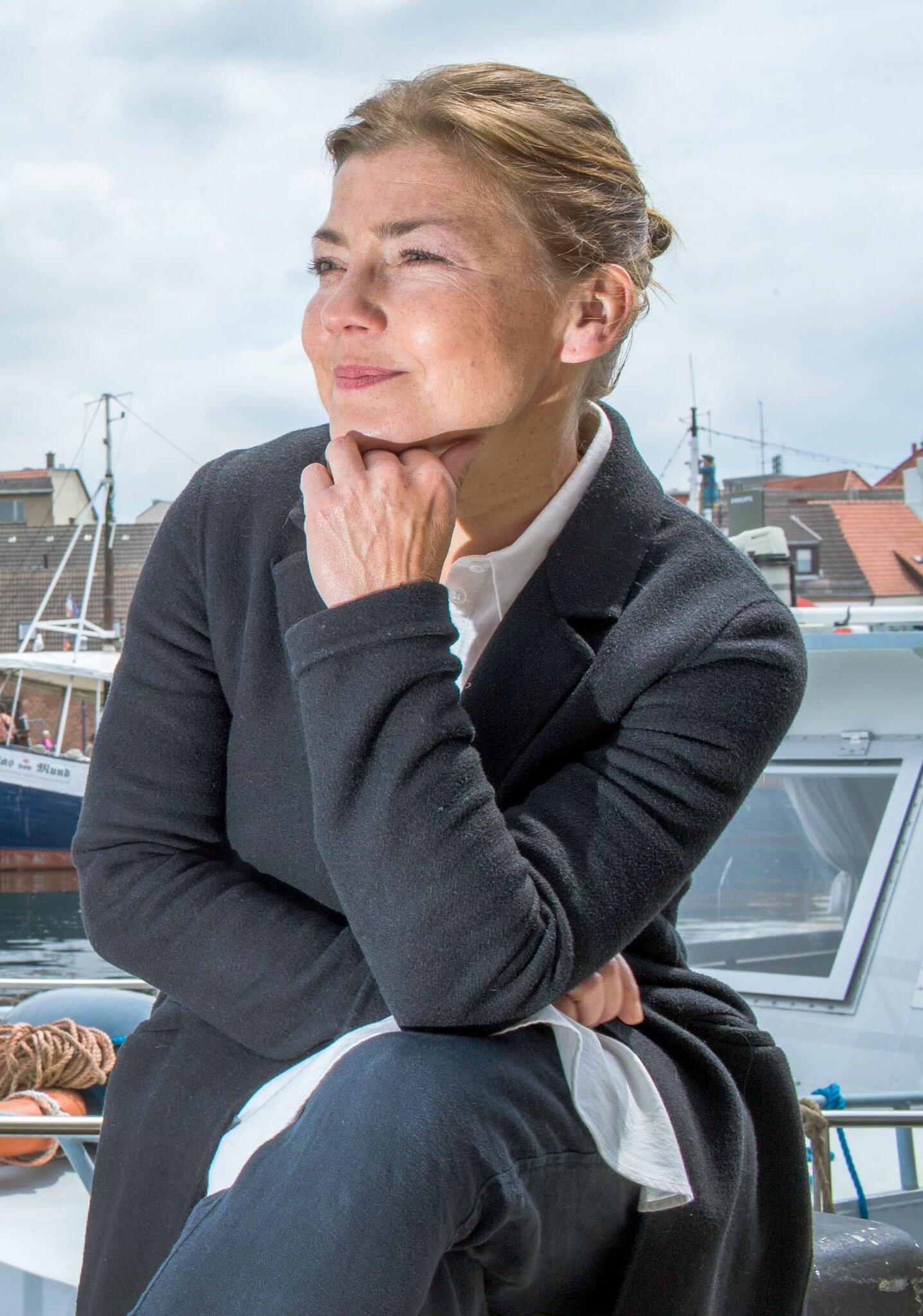 Claudia Schmutzler Wird Neue Rote Rosen Hauptdarstellerin GMX CH Claudia Schmutzler Wird Neue Rote Rosen Hauptdarstellerin GMX CH
