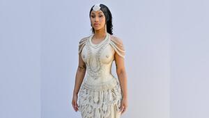 Cardi B bei der Haute Couture Week in Paris.