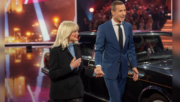 Bei "Klein gegen Gross - Das unglaubliche Duell" gibt es Wiedersehen mit "Denver-Clan"-Ikone ...