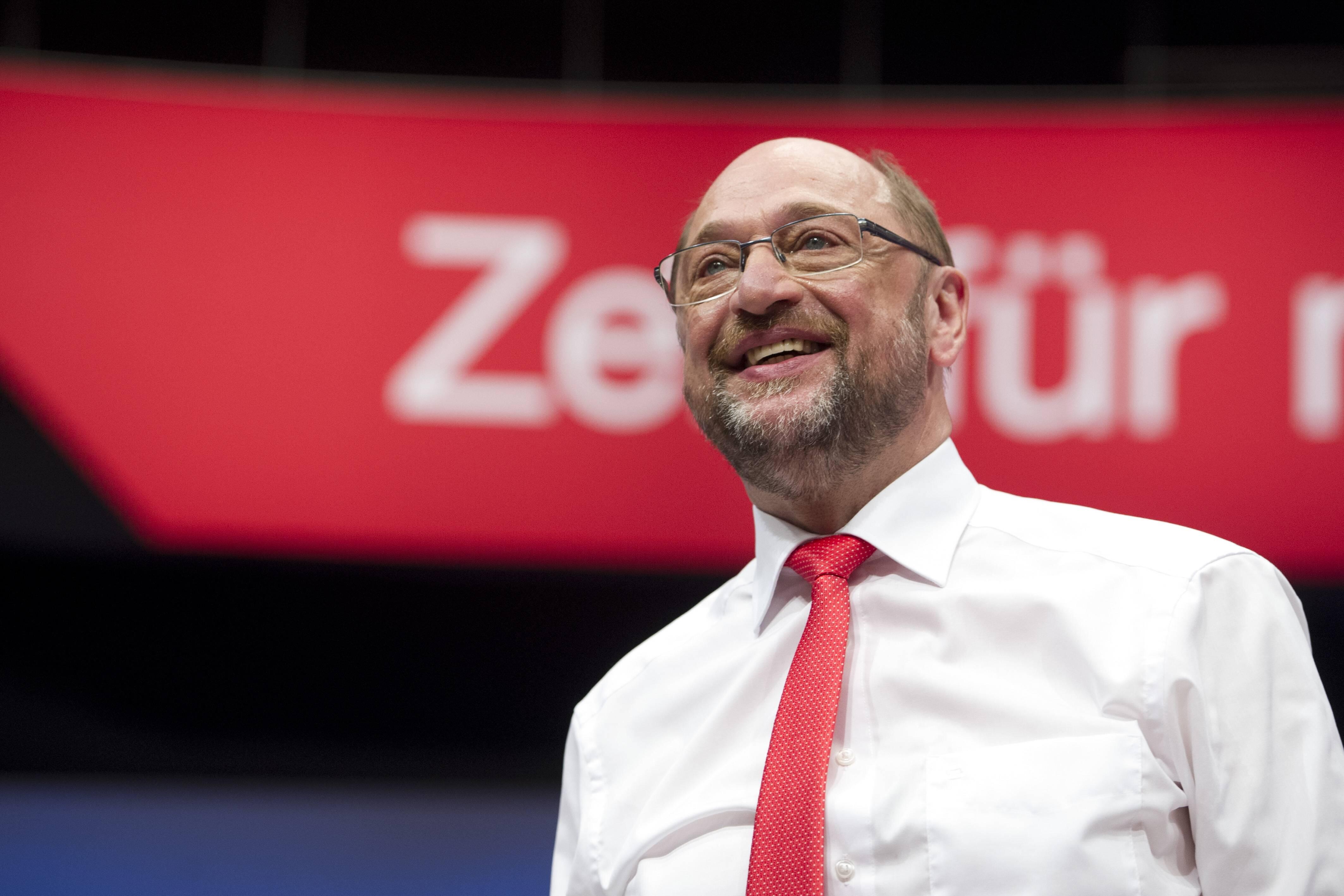 Bild zu Martin Schulz Bundestagswahl 2017 Bundeskanzler Wahl Angela Merkel SPD