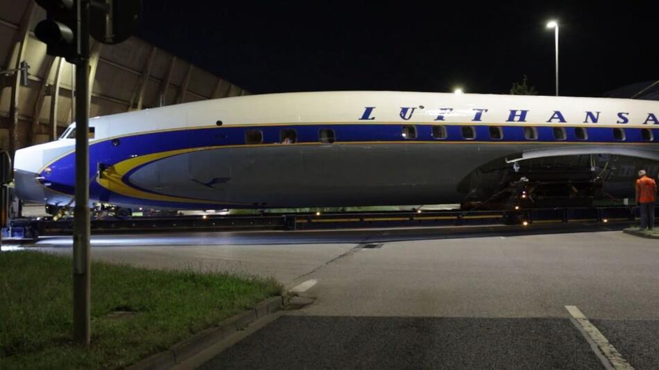 Mit grossem Aufwand: Lufthansa holt historische Flugzeuge in die Zentrale