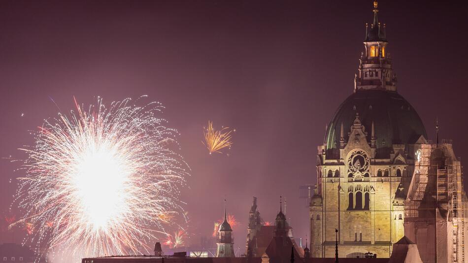 Feuerwerk in Hannover - Gericht setzt Verbot ausser Kraft