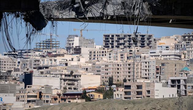 Autobahnbrücke bei Teheran