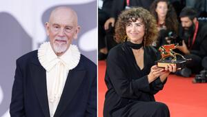 John Malkovich und May el-Toukhy räumten in Venedig ab.