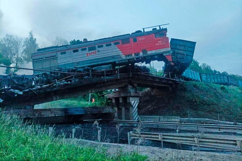 Ukraine-Krieg - Zug entgleist in Brjansk