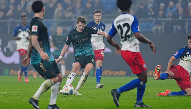 Jens Stage trifft zum 1:0 für Werder Bremen.